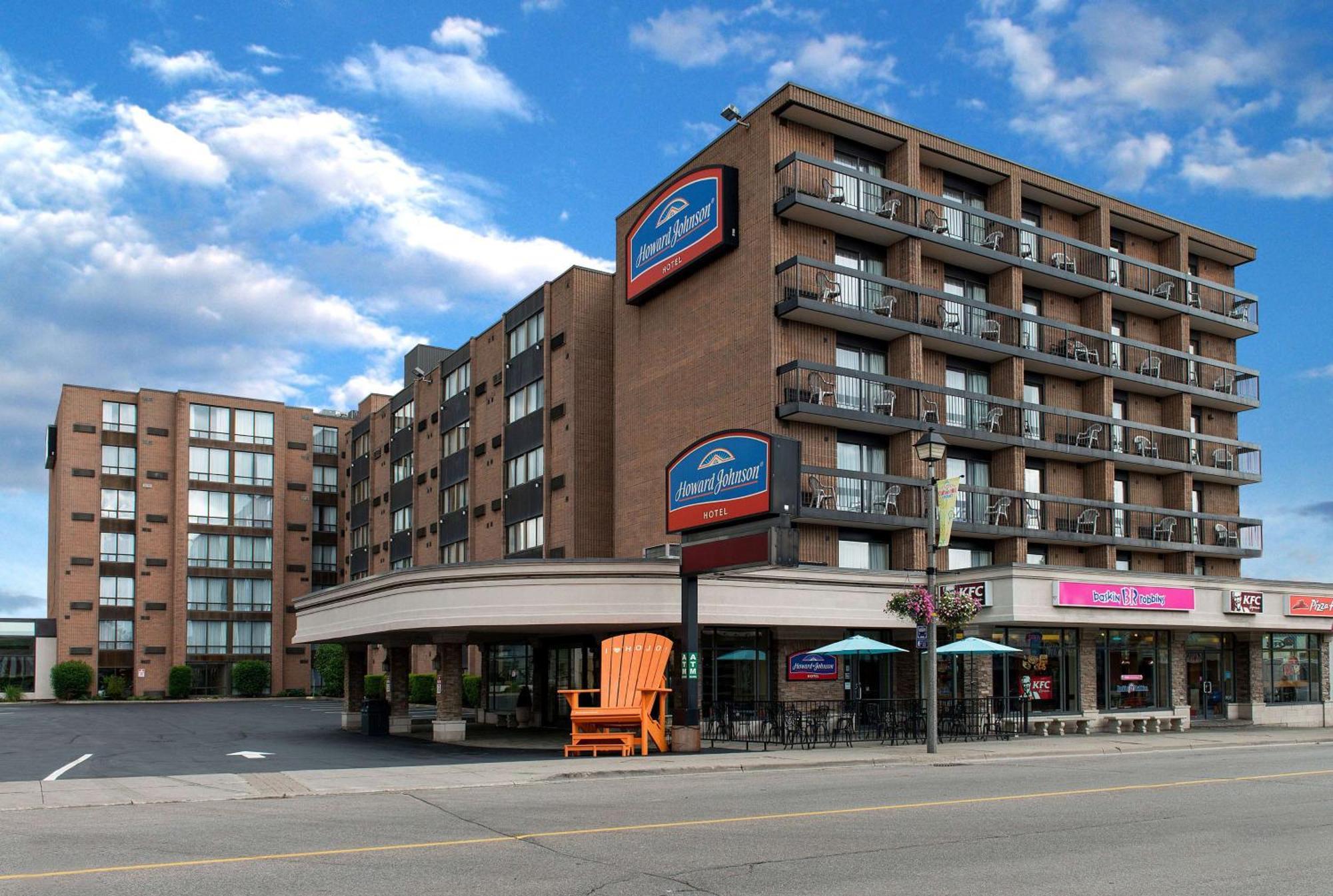 Howard Johnson Plaza By Wyndham By The Falls Ниагара-Фолс Экстерьер фото